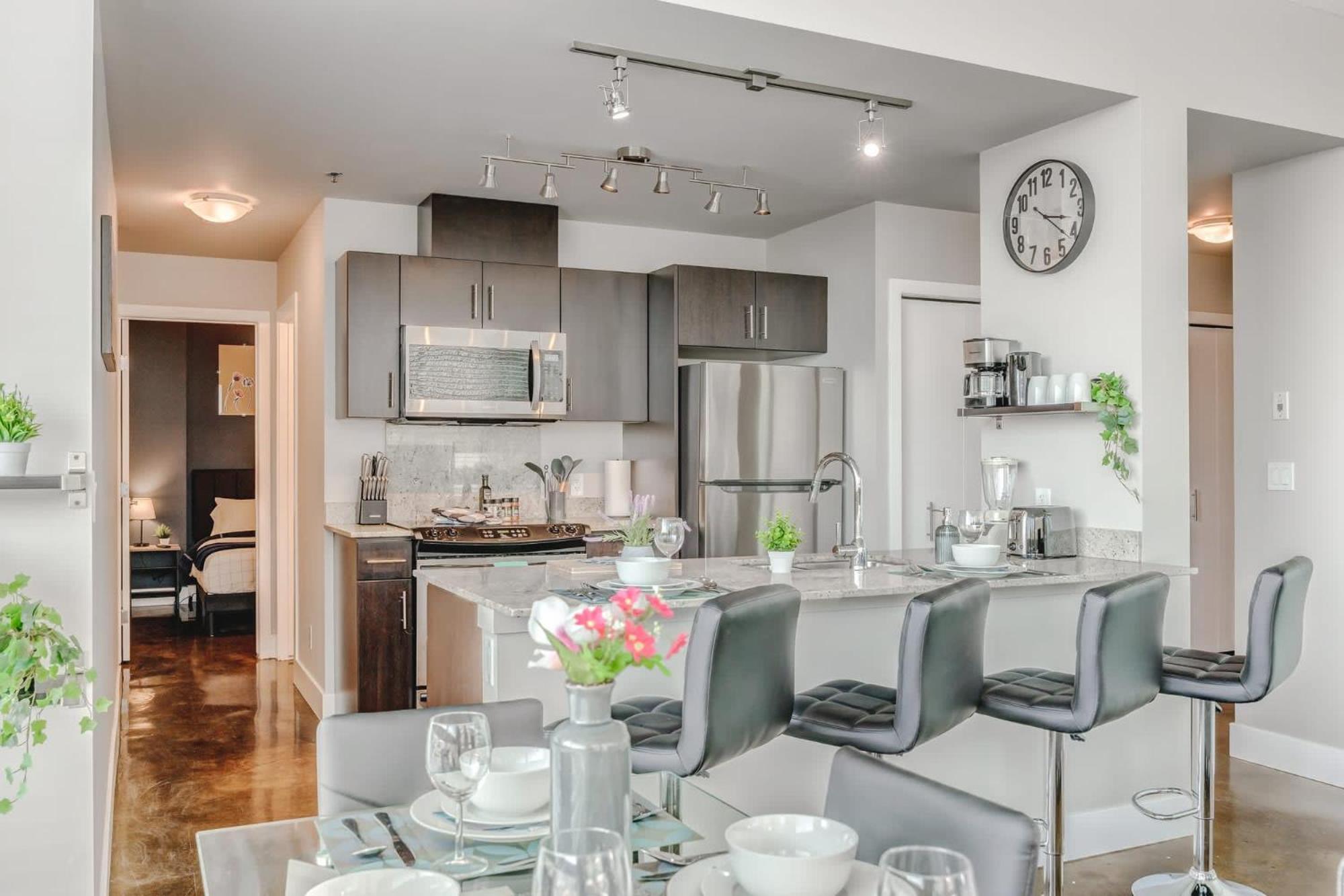 Upscale 2Br Condo - King Bed - Stunning Views 卡加利 外观 照片